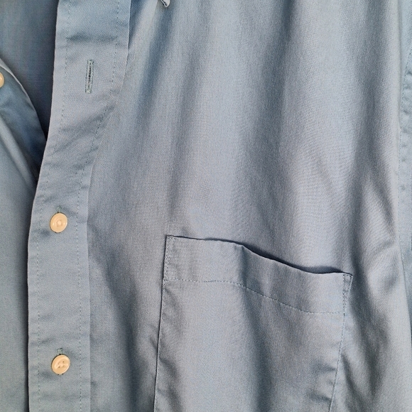 Izod Men's Shirt Sz17 Easy Care Short Sleeves Blue ButtonUp Collar Cotton Twill - Picture 5 of 11